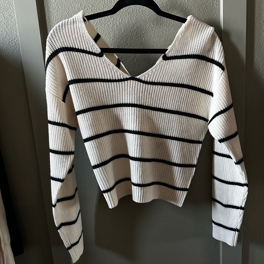 NanaMacs Twist Back Sweater